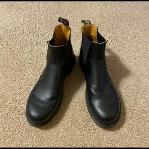 Dr Martens Chelsea Boots